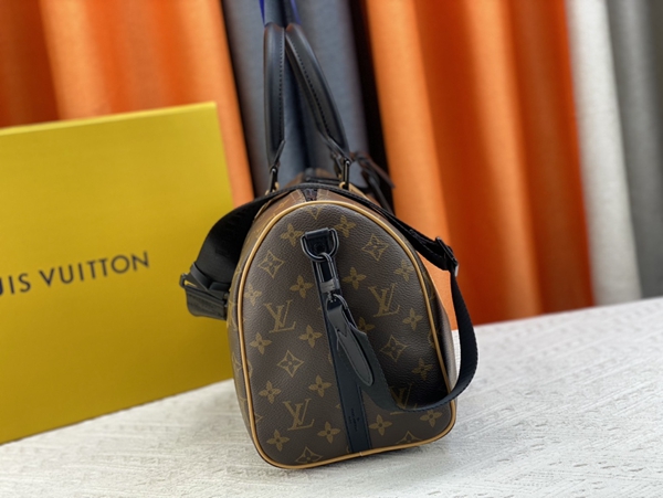 ルイヴィトンバッグ側面デザイン